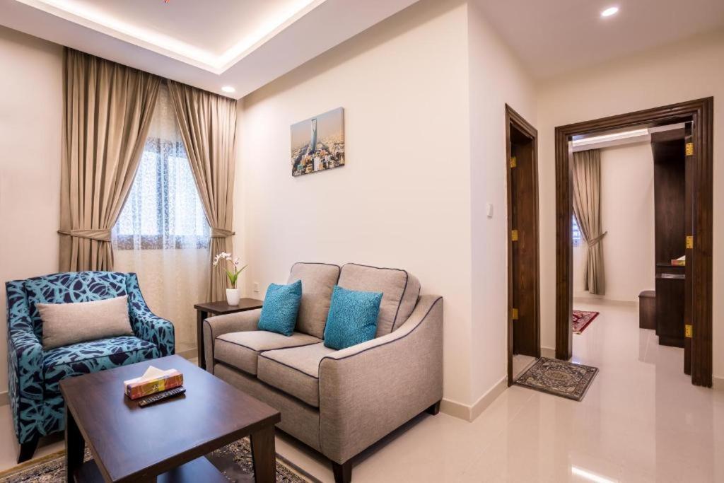 Al Louloah Al Baraqah Furnished Apartments Jeddah Exterior photo